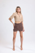 Cemine Women's Chic Beige Cropped Zip-Up Shirt